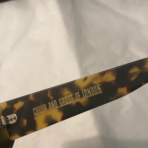 Cutler and Gross CGSN137 Tortoise Shell - Picture 3 of 9